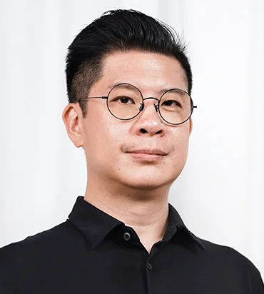 Simon Lee